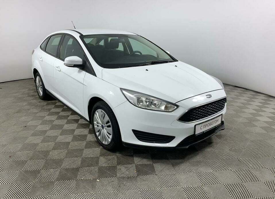 Ford Focus 1.6 MT (105 л.с.)