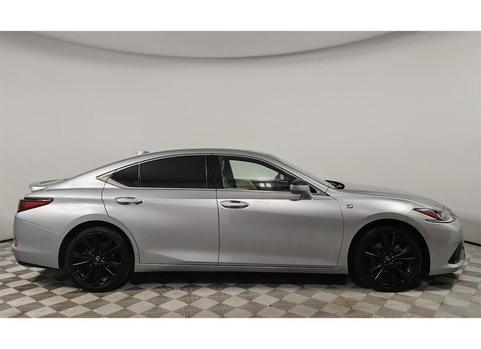 Lexus ES, VII Рестайлинг 350 3.5 AT (249 л.с.)