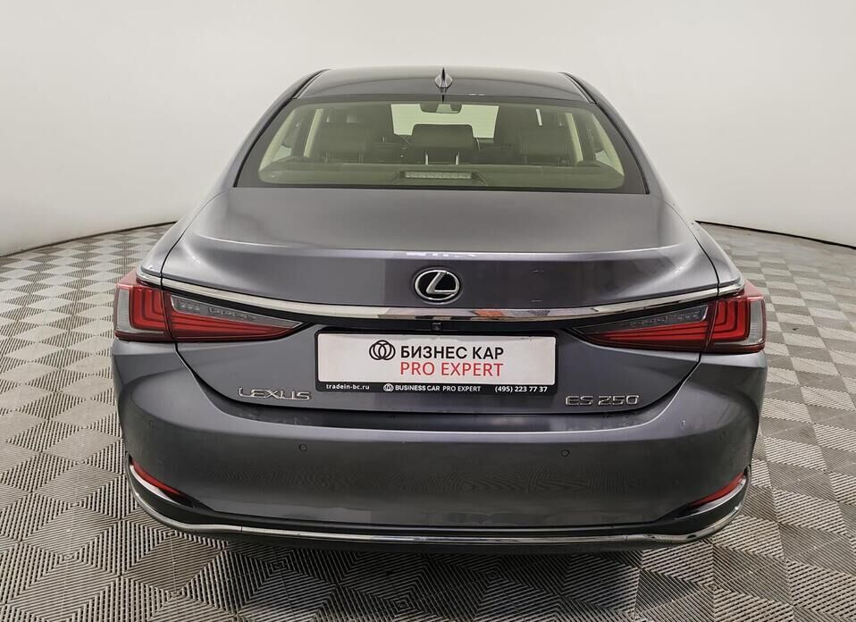 Lexus ES, VII 250 2.5 AT (200 л.с.)