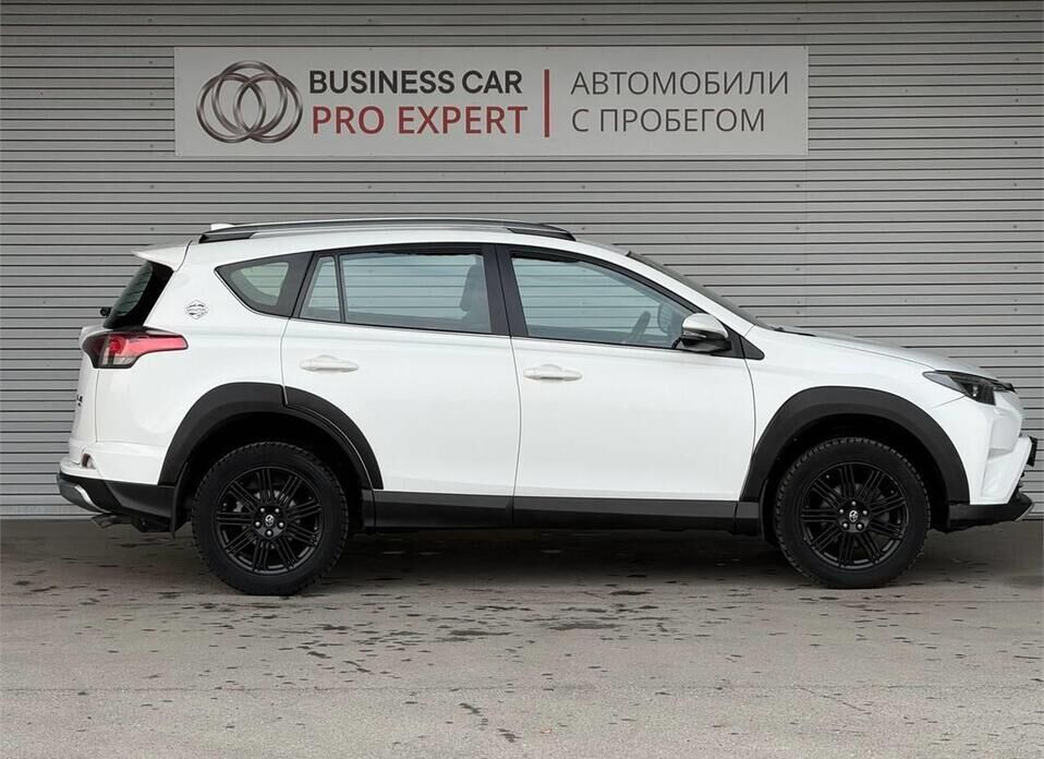 Toyota RAV4, IV (XA40) Рестайлинг 2.0 CVT (146 л.с.) 4WD