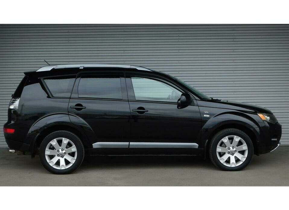 Mitsubishi Outlander 3.0 AT (220 л.с.) 4WD