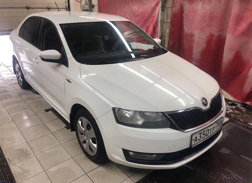 Skoda Rapid 1.6 AT (110 л.с.)