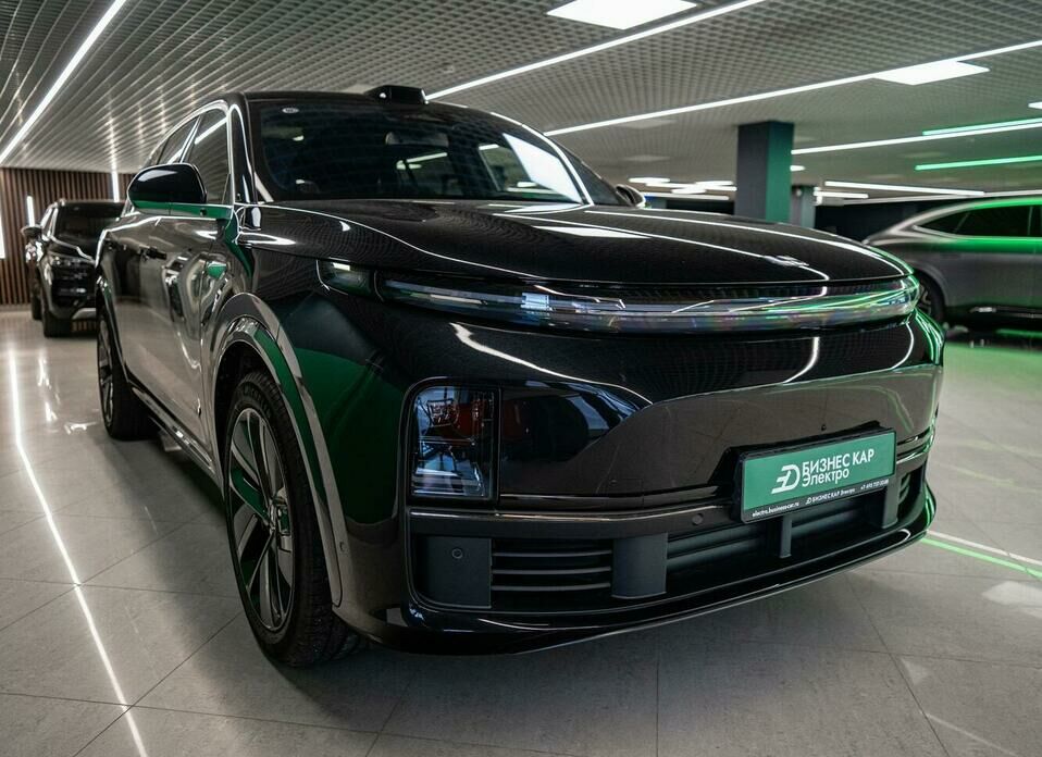 LiXiang L7 52.3 kWh 1.5hyb AT (449 л.с.) 4WD