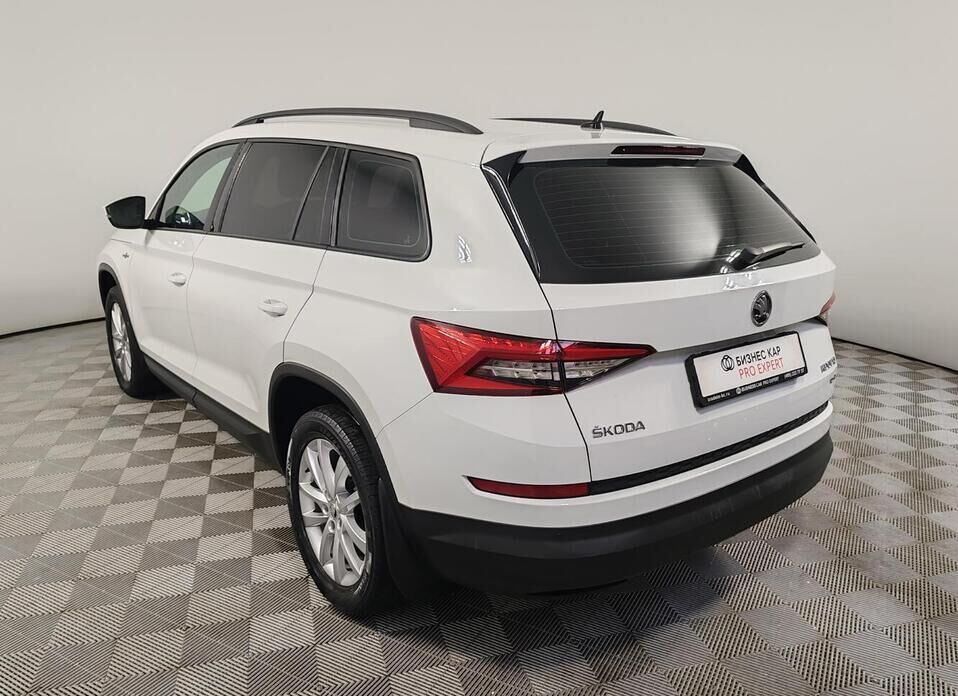 Skoda Kodiaq, I 2.0 AMT (180 л.с.) 4WD