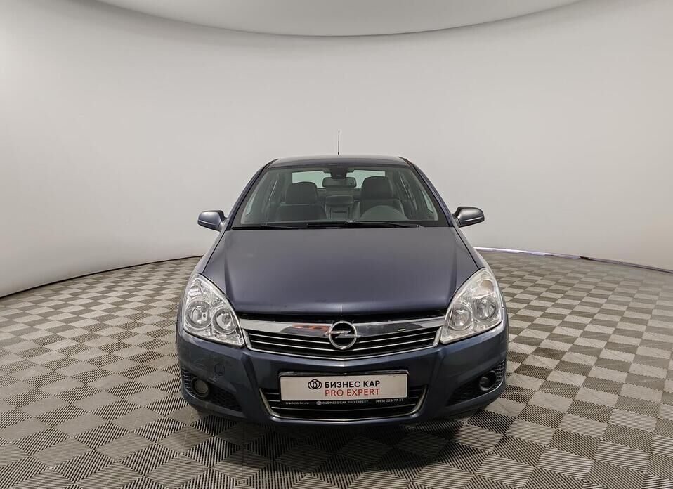 Opel Astra 1.8 MT (140 л.с.)