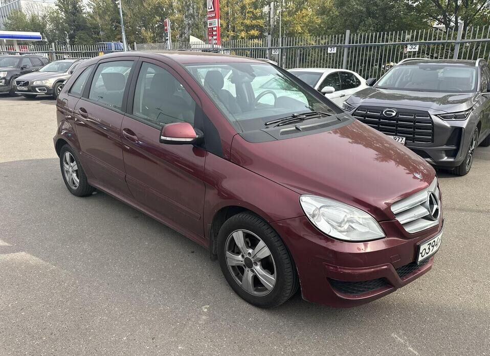 Mercedes-Benz B-Класс, I (W245) Рестайлинг 200 2.0 CVT (136 л.с.)
