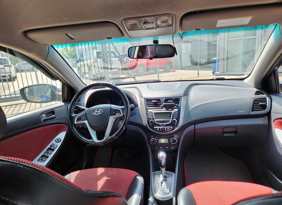 Hyundai Solaris 1.6 AT (123 л.с.)