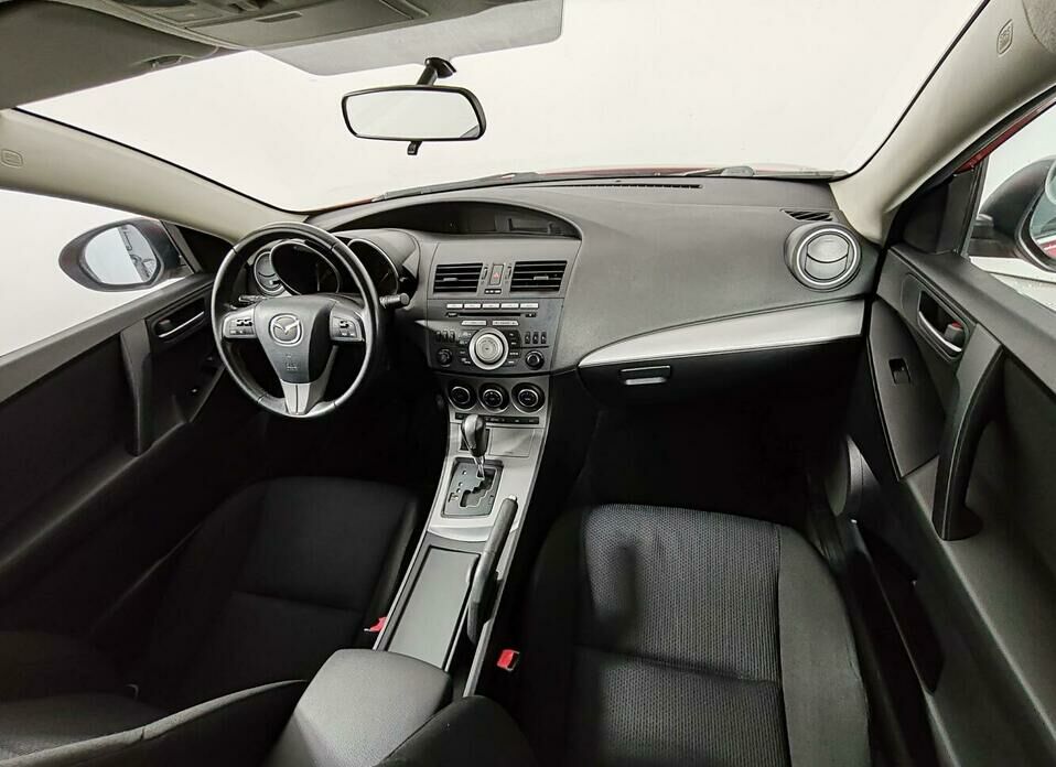 Mazda 3 1.6 AT (105 л.с.)