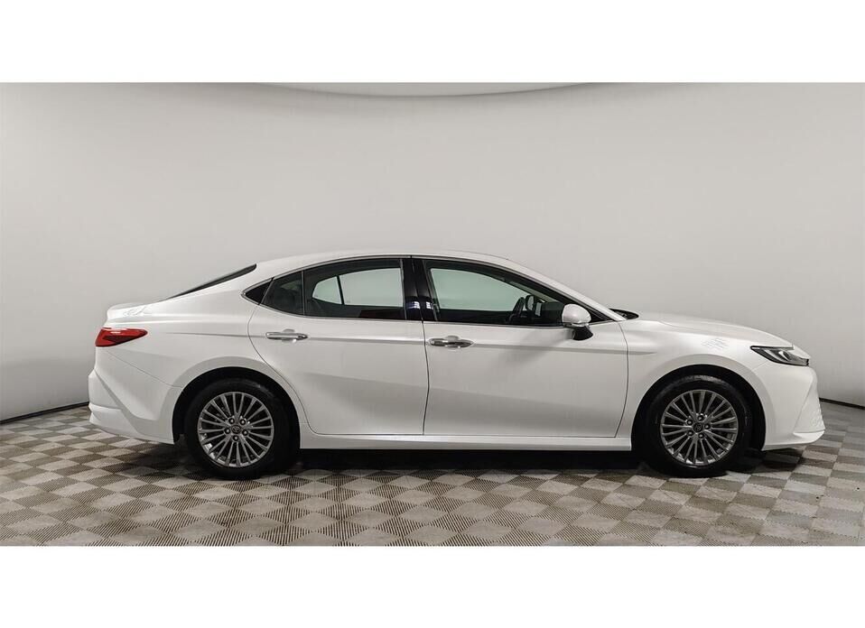 Toyota Camry, IX (XV80) China Market 2.0 CVT (173 л.с.)