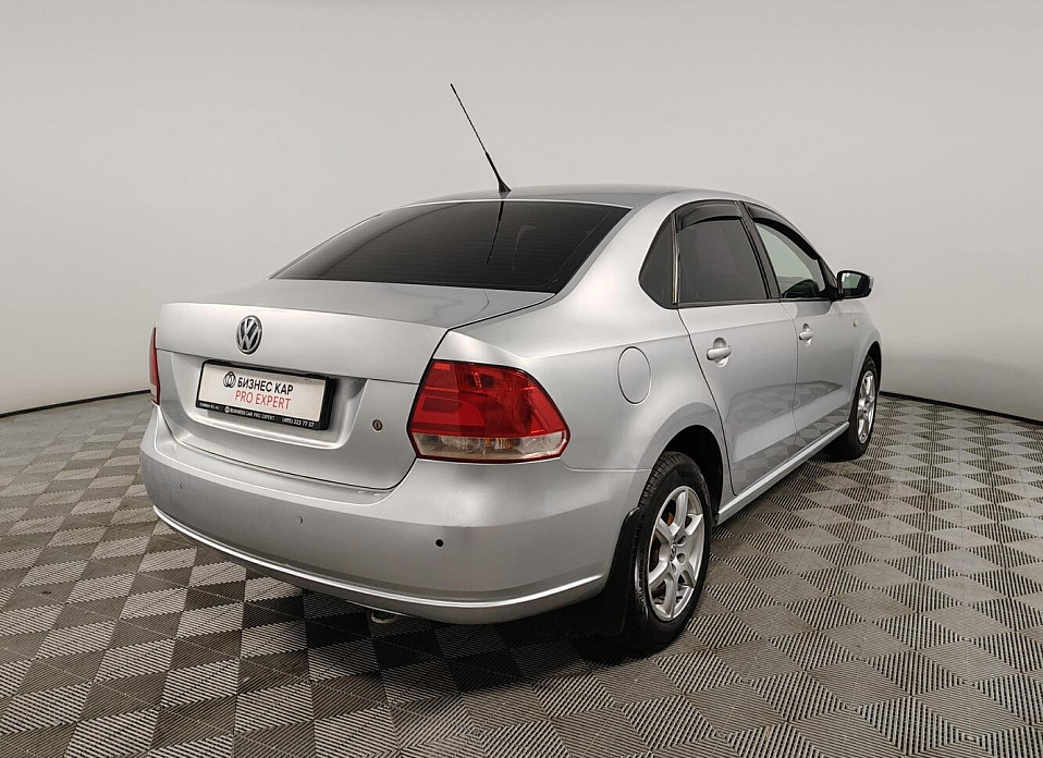 Volkswagen Polo, V 1.6 AT (105 л.с.)