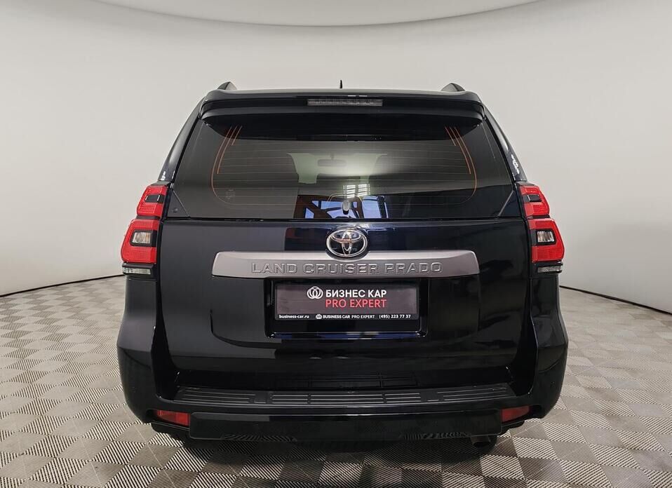Toyota Land Cruiser Prado, 150 Series Рестайлинг 3 2.7 AT (163 л.с.) 4WD
