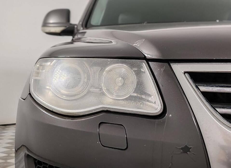 Volkswagen Touareg, I Рестайлинг 2.5d AT (174 л.с.) 4WD
