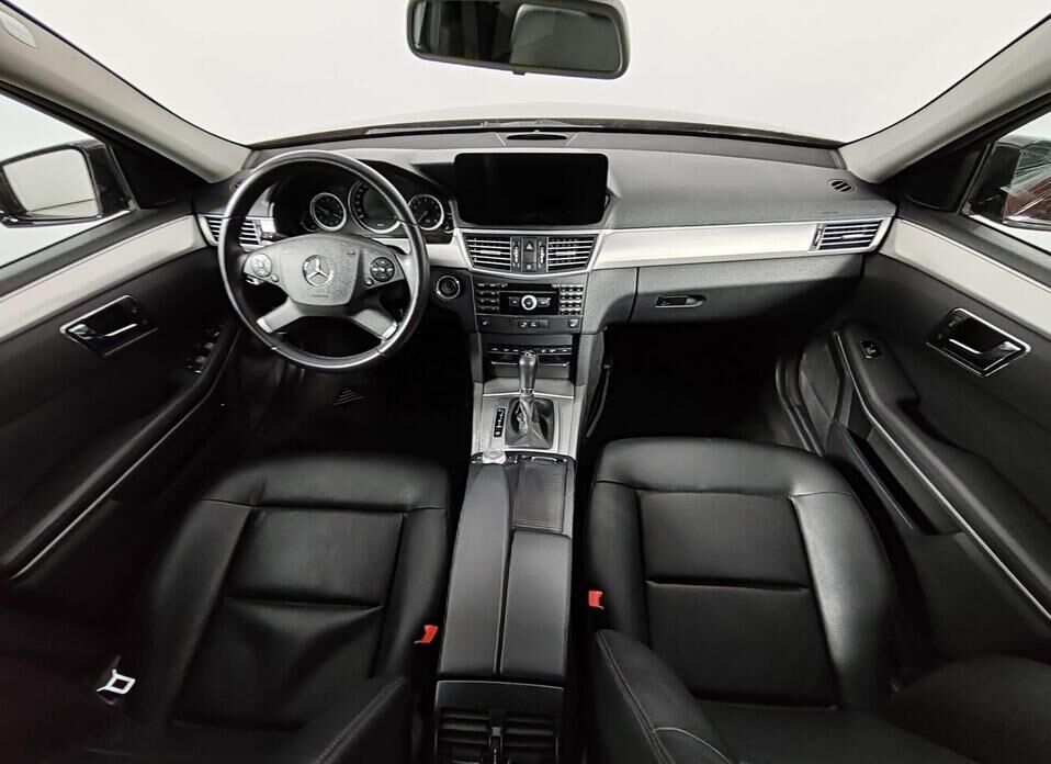 Mercedes-Benz E-Класс 200 7G-Tronic 1.8 AT (184 л.с.)