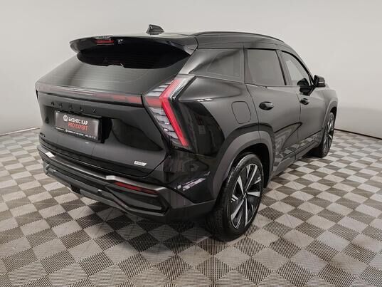 Geely Atlas, 2024&nbsp;г., 28&nbsp;792&nbsp;км