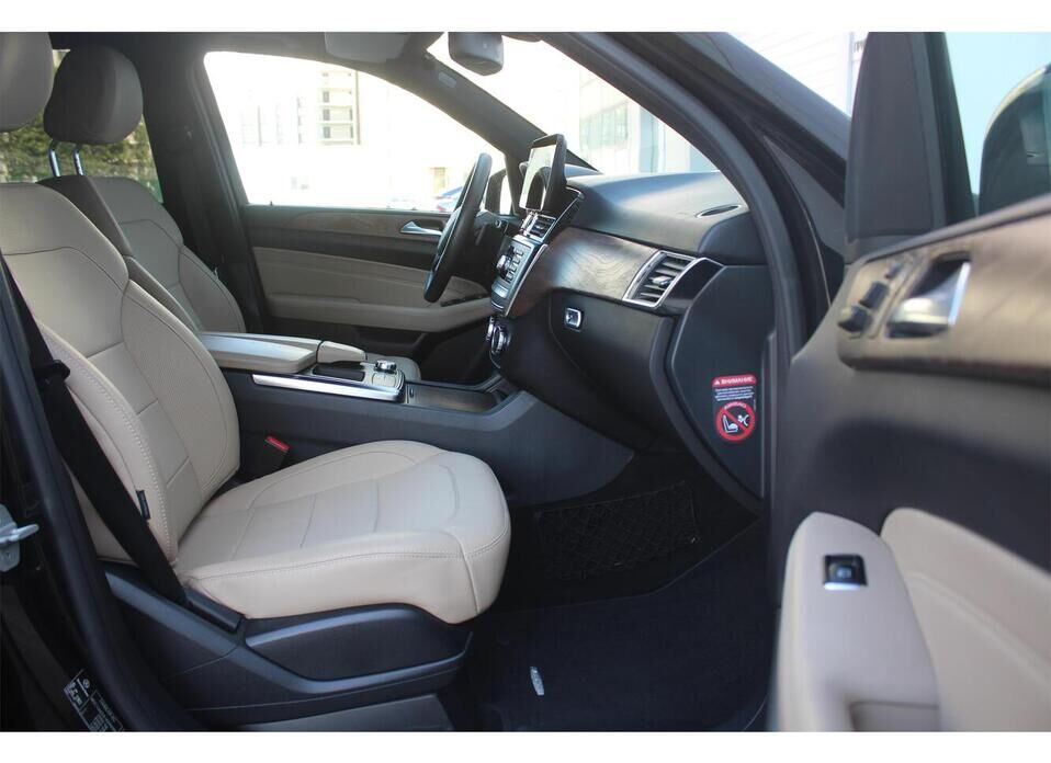 Mercedes-Benz M-Класс 350 CDI 3.0d AT (249 л.с.) 4WD