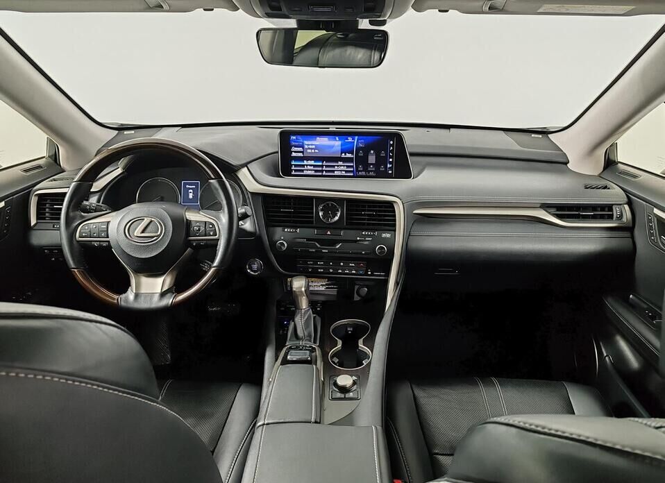 Lexus RX, IV 300 2.0 AT (238 л.с.) 4WD