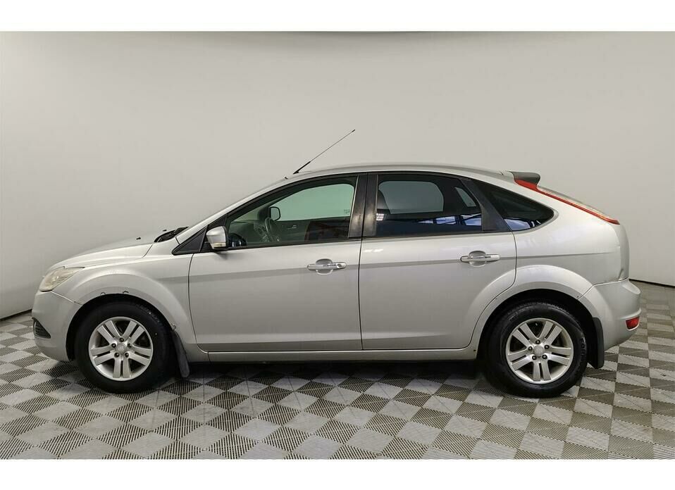 Ford Focus 2.0 AT (145 л.с.)