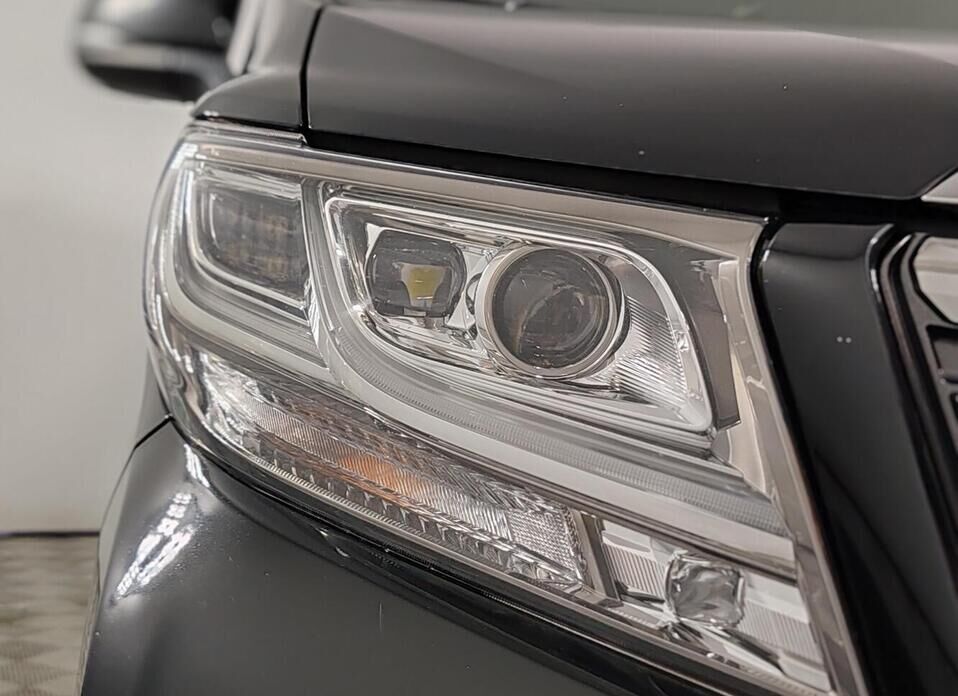 Toyota Alphard 3.5 AT (275 л.с.)