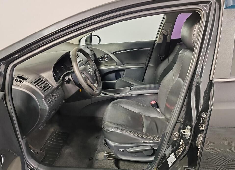 Toyota Avensis, III 1.8 CVT (147 л.с.)