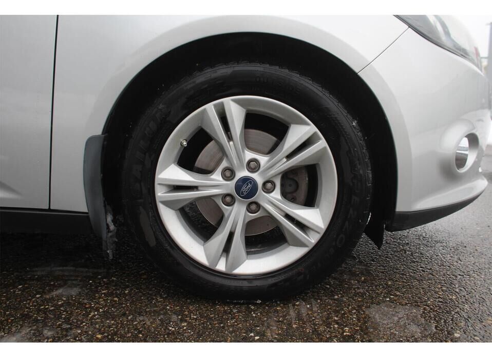 Ford Focus, III 1.6 AMT (125 л.с.)