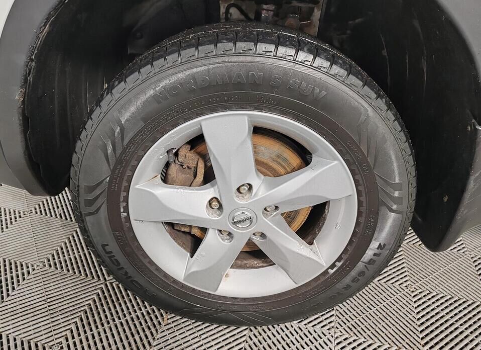 Nissan Qashqai, I Рестайлинг 2.0 CVT (141 л.с.)