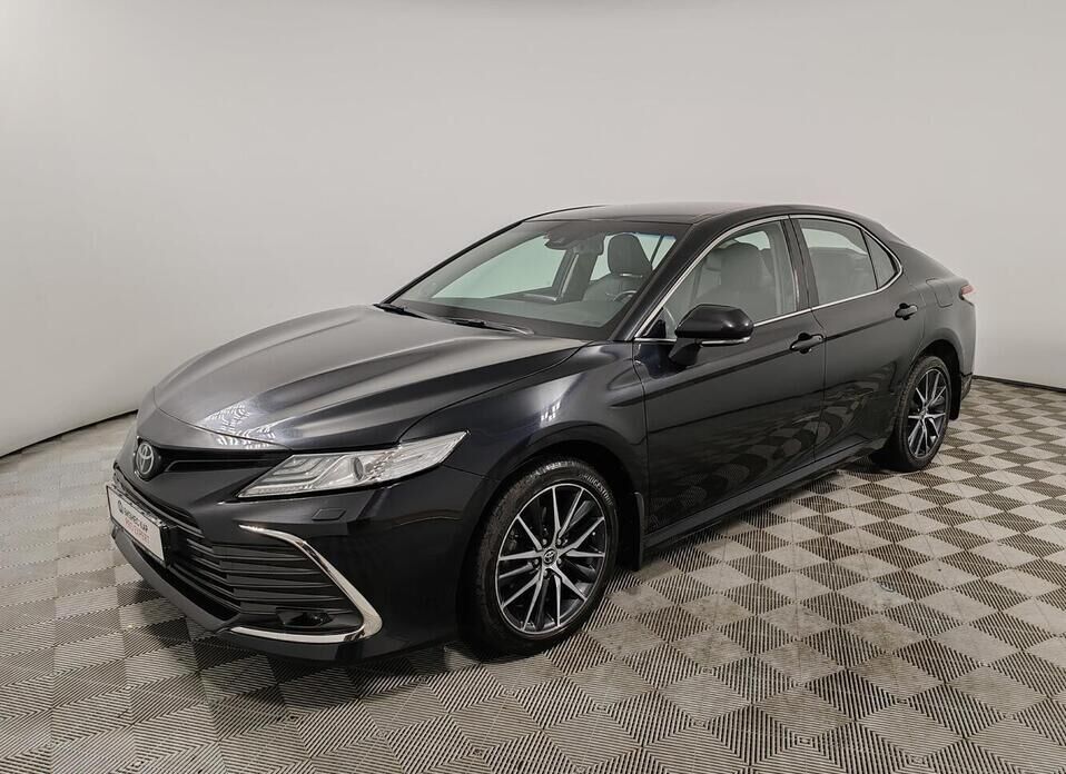 Toyota Camry 2.5 AT (200 л.с.)