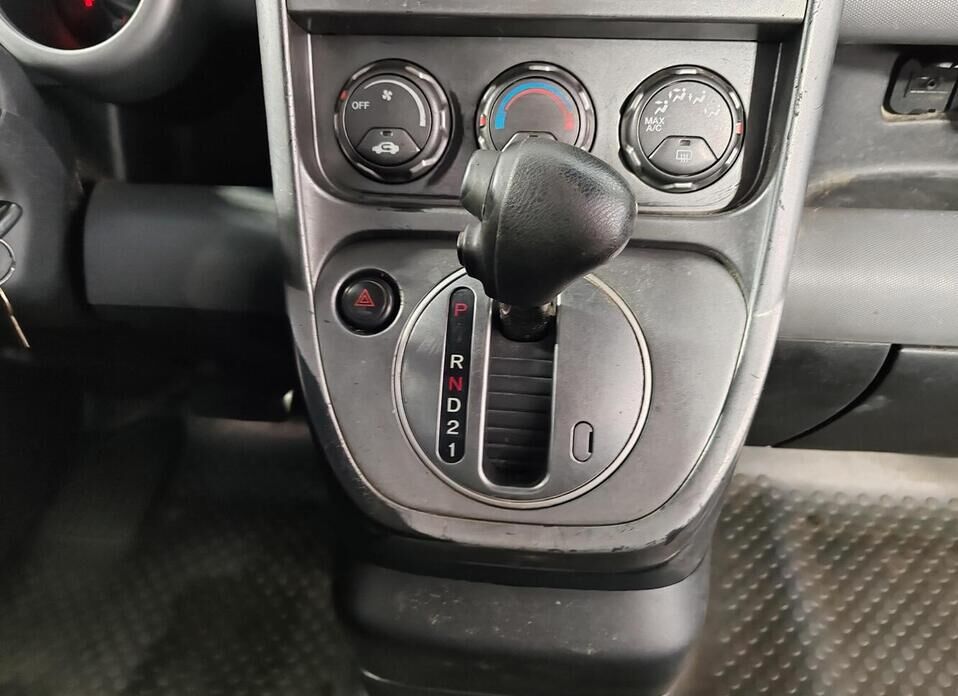 Honda Element, I 2.4 AT (162 л.с.) 4WD