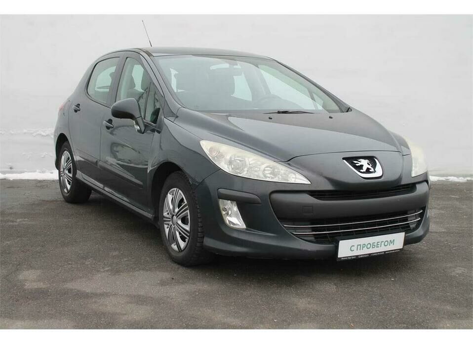 Peugeot 308 1.6 AT (120 л.с.)