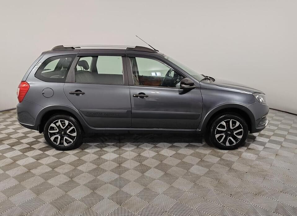 LADA (ВАЗ) Granta, I Рестайлинг 1.6 MT (90 л.с.)