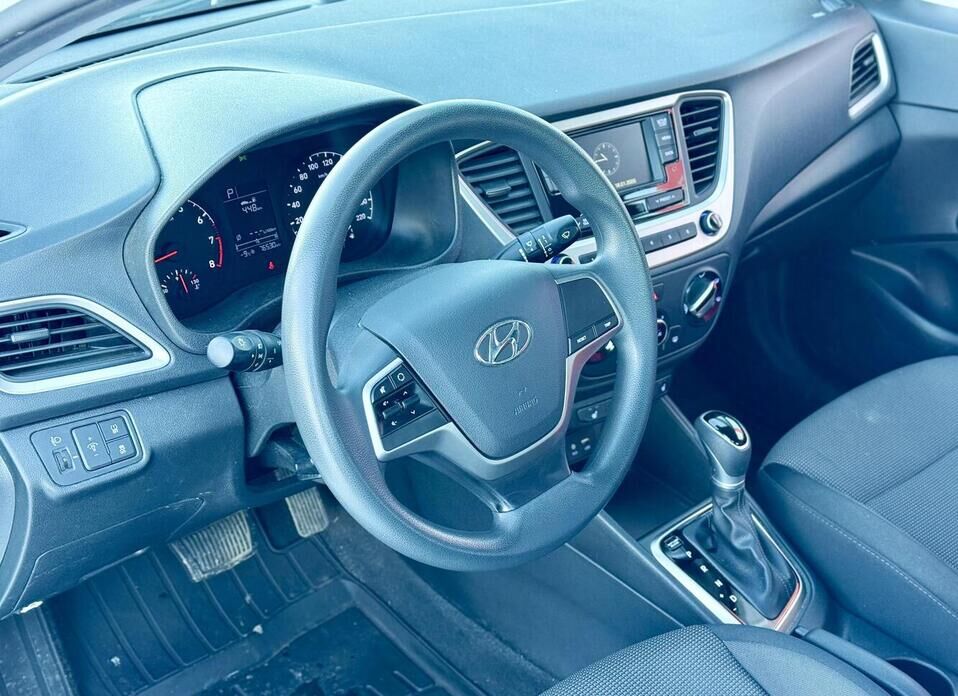 Hyundai Solaris, II 1.6 AT (123 л.с.)