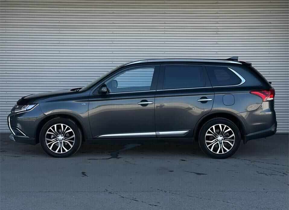 Mitsubishi Outlander 3.0 AT (227 л.с.) 4WD