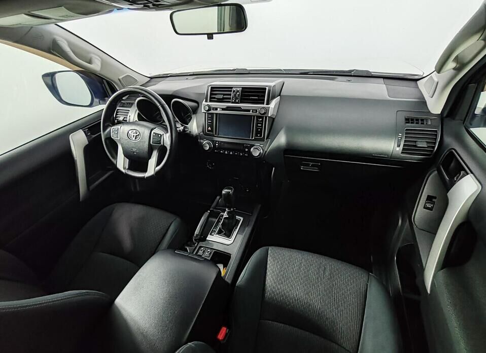 Toyota Land Cruiser Prado, 150 Series Рестайлинг 1 2.8d AT (177 л.с.) 4WD