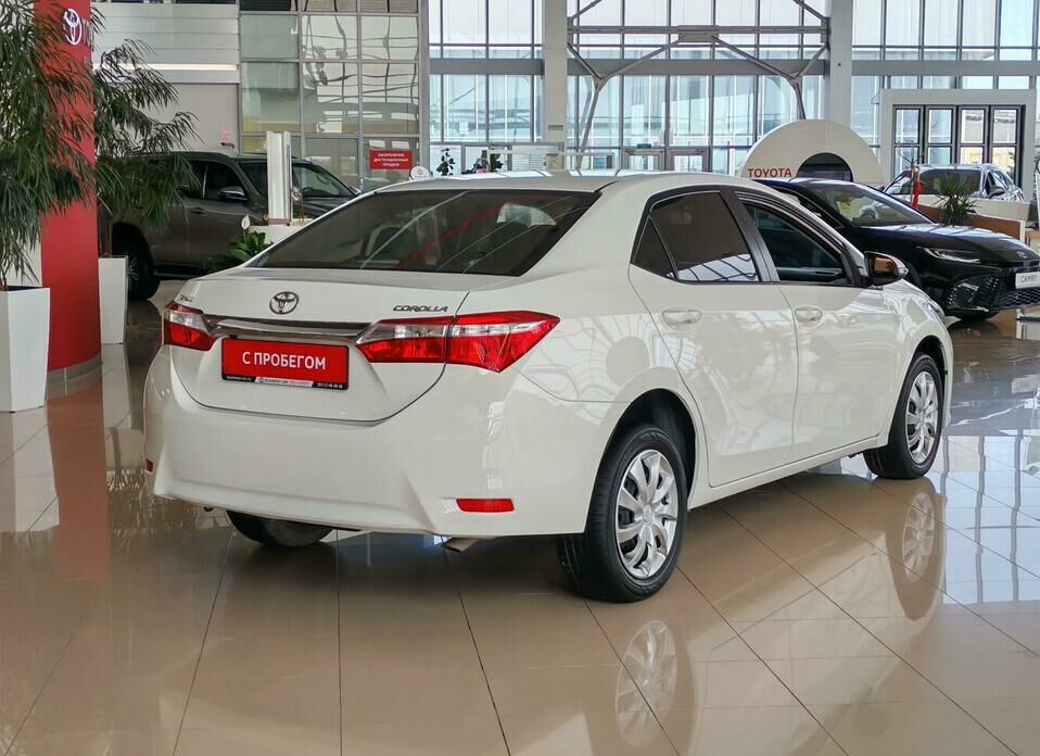 Toyota Corolla 1.6 CVT (122 л.с.)