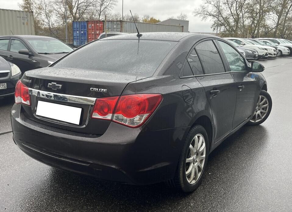 Chevrolet Cruze, I Рестайлинг 1.6 AT (109 л.с.)