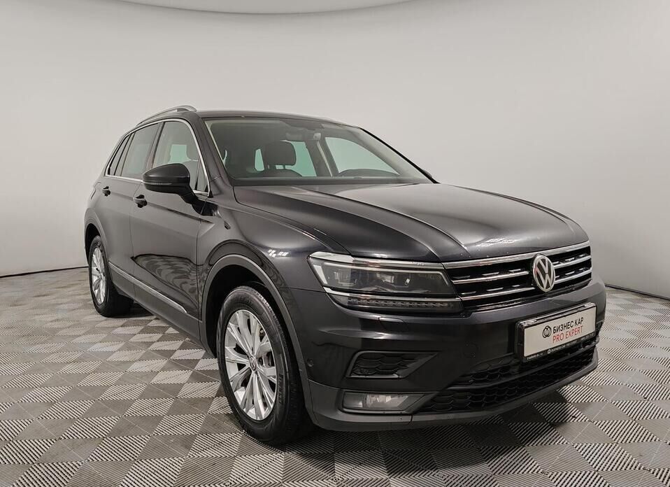Volkswagen Tiguan 2.0 AMT (180 л.с.) 4WD