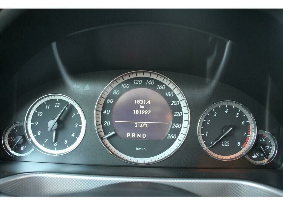 Mercedes-Benz E-Класс 200 5G-Tronic 1.8 AT (184 л.с.)