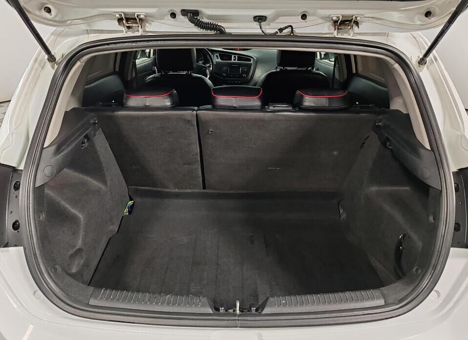 Kia Ceed, II 1.6 AT (129 л.с.)