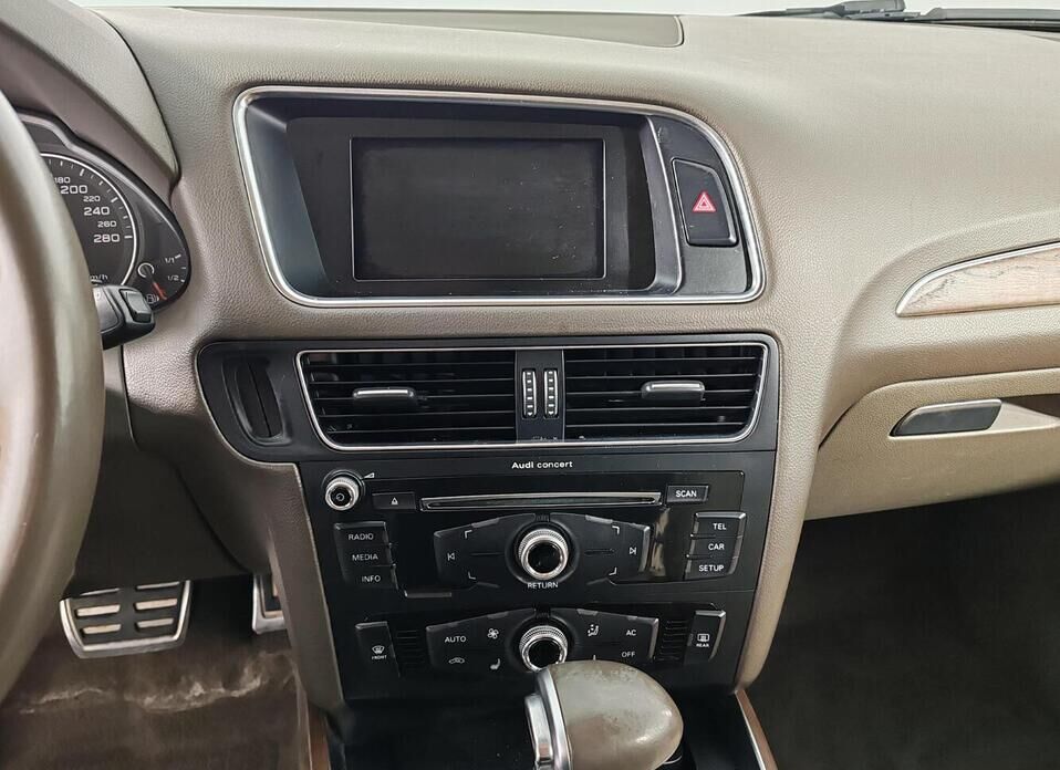 Audi Q5, I (8R) Рестайлинг 2.0 AT (225 л.с.) 4WD