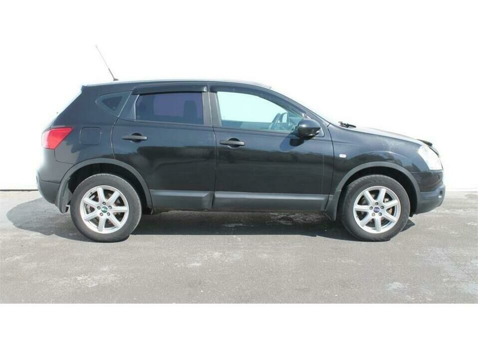 Nissan Qashqai 2.0 CVT (141 л.с.)