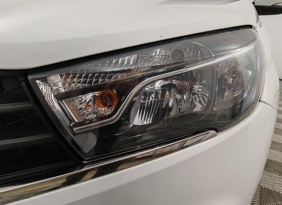 LADA (ВАЗ) Vesta, I 1.6 CVT (113 л.с.)