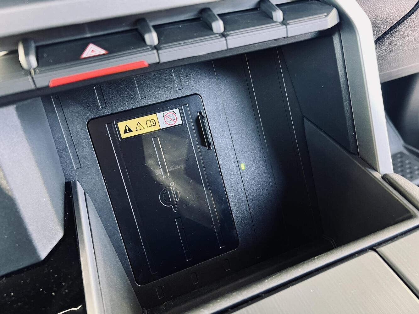 Toyota Sequoia, III 3.5hyb AT (437 л.с.) 4WD