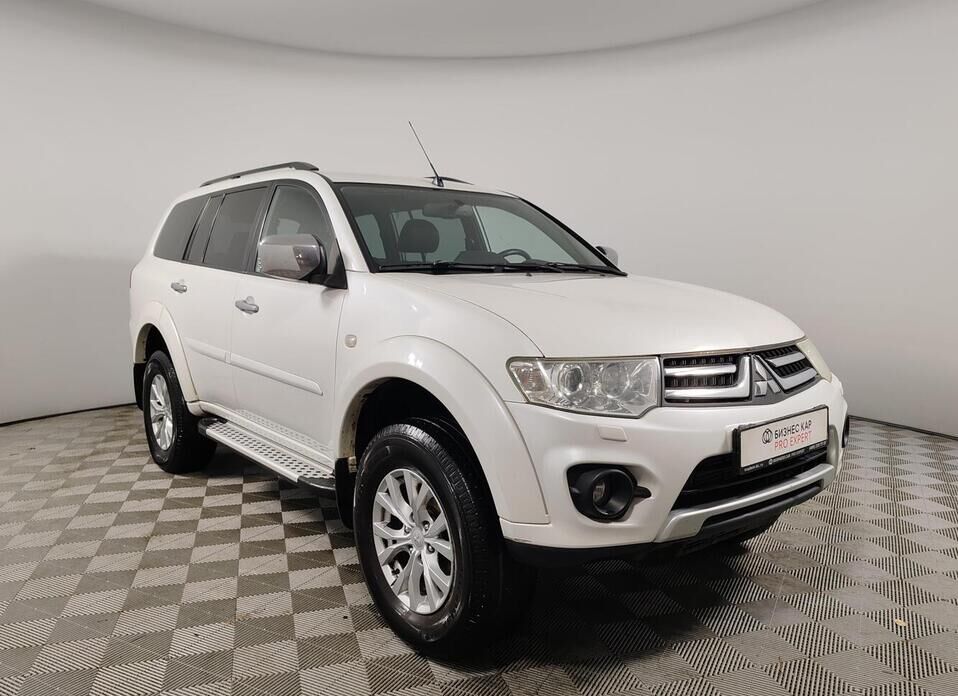 Mitsubishi Pajero Sport, II Рестайлинг 2.5d AT (178 л.с.) 4WD