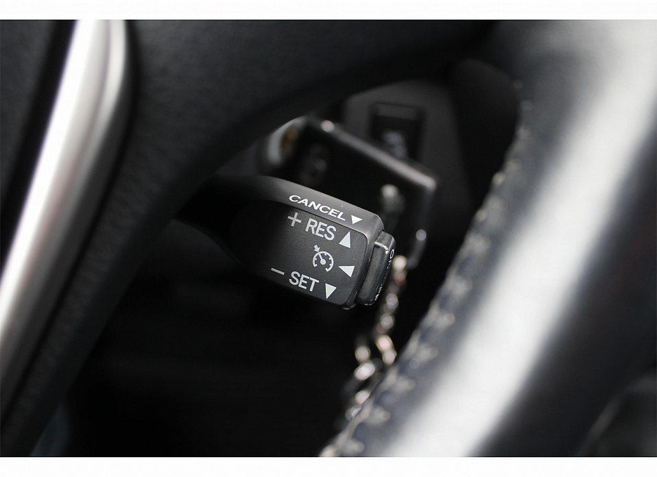 Toyota RAV4, IV (CA40) Рестайлинг 2.0 CVT (146 л.с.) 4WD