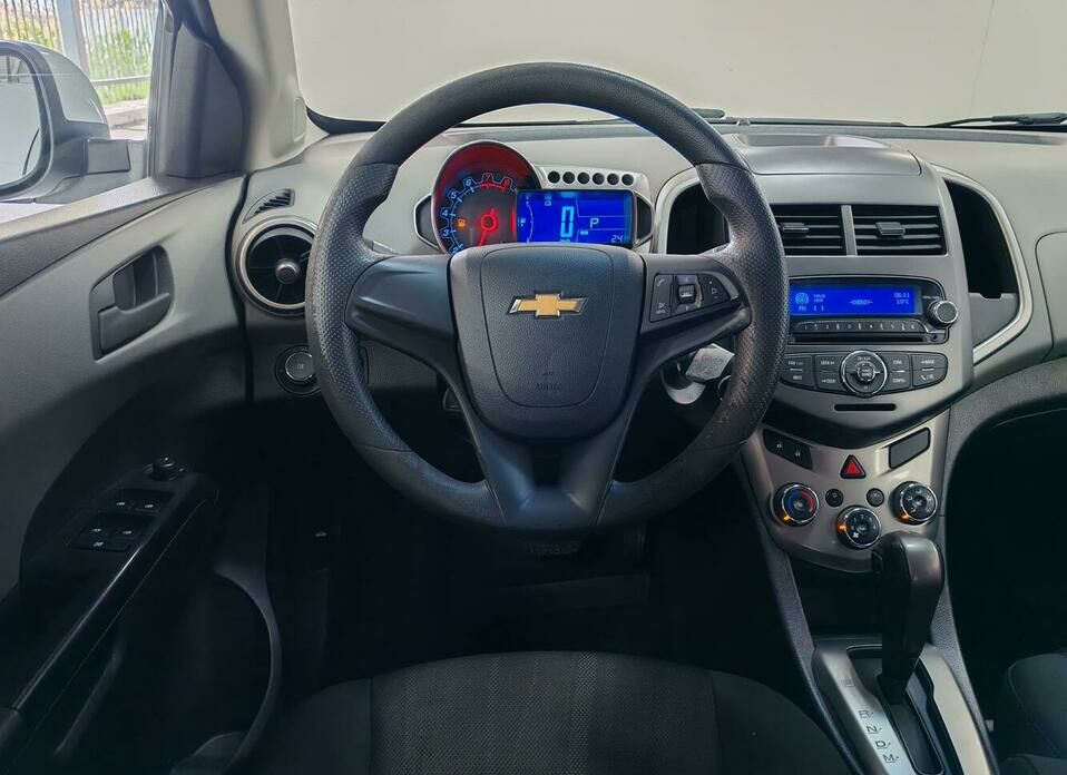 Chevrolet Aveo 1.6 AT (115 л.с.)