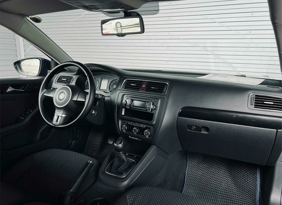 Volkswagen Jetta 1.4 AMT (122 л.с.)