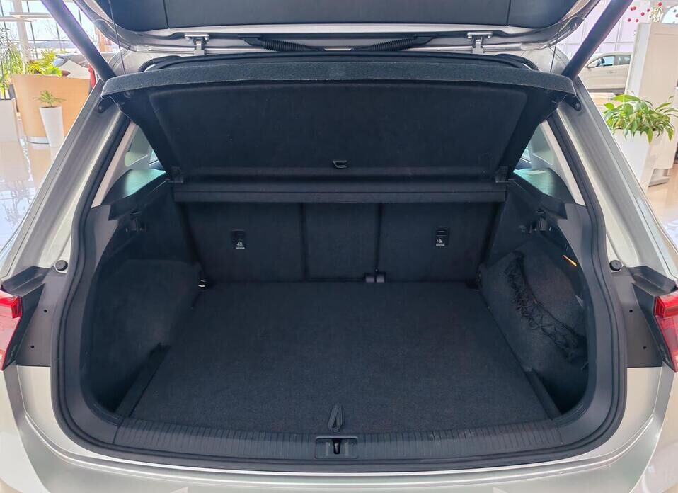 Volkswagen Tiguan, II 2.0d AMT (150 л.с.) 4WD