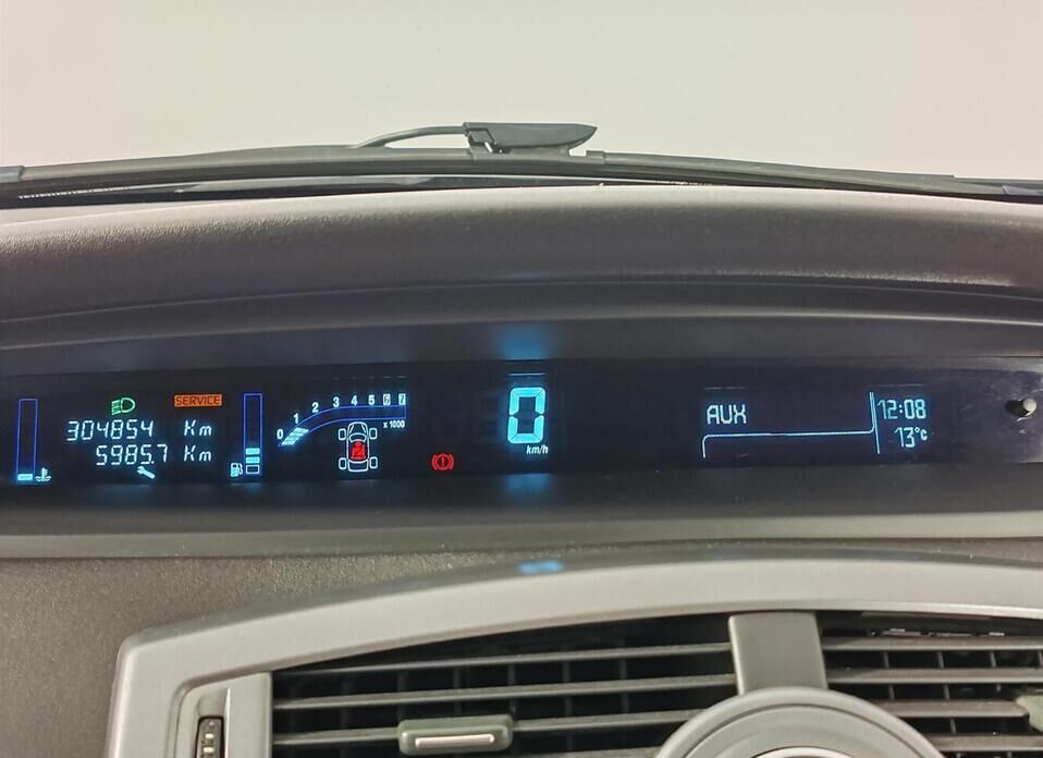 Renault Scenic, II Рестайлинг 2.0 MT (136 л.с.)