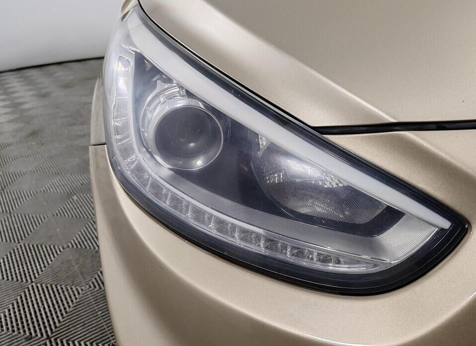 Hyundai Solaris, I 1.6 AT (123 л.с.)