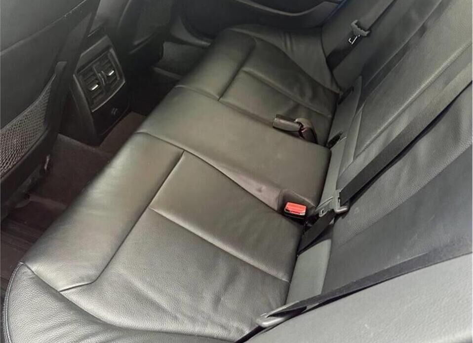 BMW 1 серии, II (F20/F21) Рестайлинг 2 118i 1.5 AT (136 л.с.)