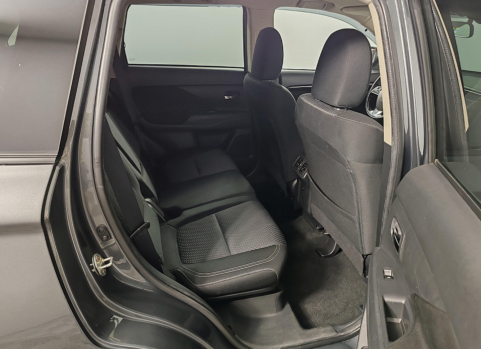 Mitsubishi Outlander, III Рестайлинг 3 2.0 CVT (146 л.с.) 4WD